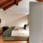 Corte Delle Rondini - Bymyhomeincomo Apartment Como