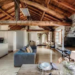 Corte Delle Rondini - Bymyhomeincomo Apartment