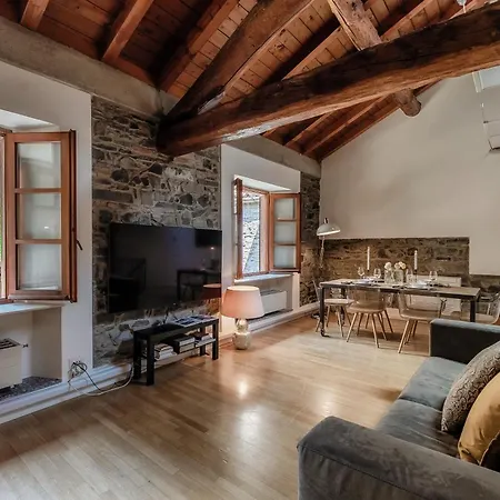 アパート Corte Delle Rondini - Bymyhomeincomo コモ