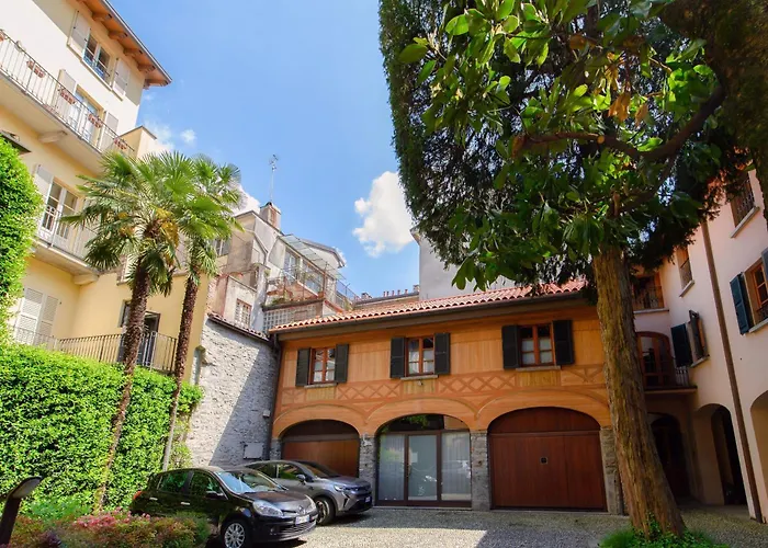 Corte Delle Rondini - Bymyhomeincomo Como