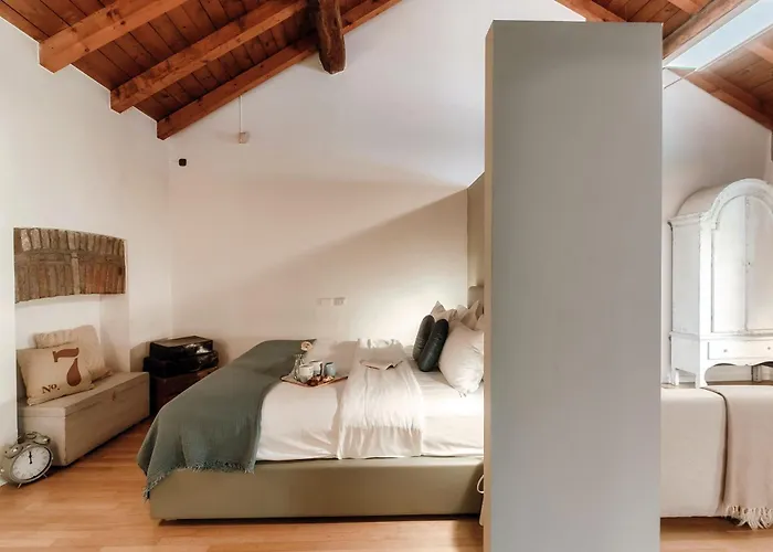 Corte Delle Rondini - Bymyhomeincomo Διαμέρισμα Όπως