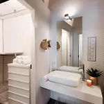 Apartamento Corte Delle Rondini - Bymyhomeincomo *