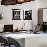 Corte Delle Rondini - Bymyhomeincomo Como