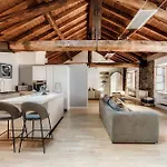 Corte Delle Rondini - Bymyhomeincomo Apartamento