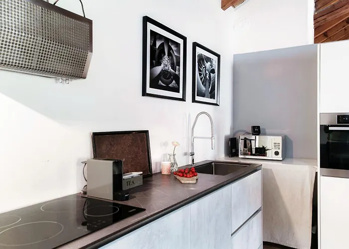 Appartement Corte Delle Rondini - Bymyhomeincomo *