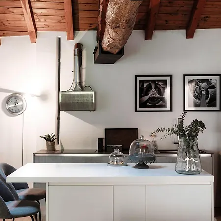 Corte Delle Rondini - Bymyhomeincomo 公寓 *