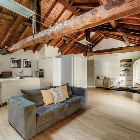 公寓 Corte Delle Rondini - Bymyhomeincomo 科莫